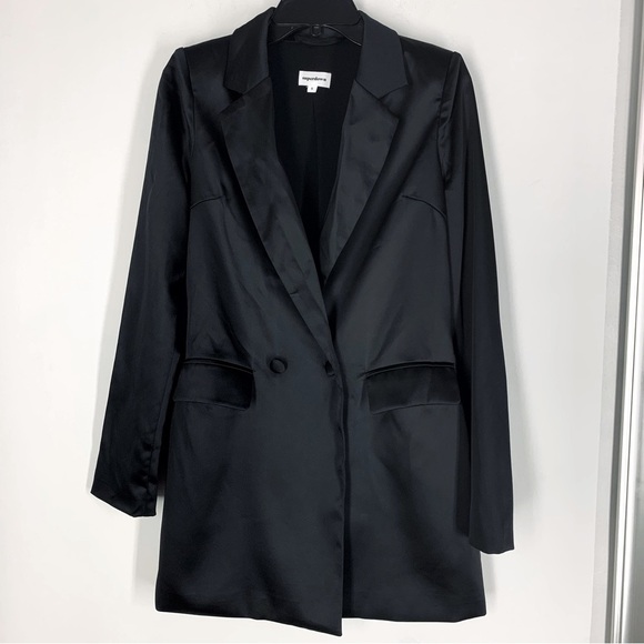 Revolve Superdown Black Satin Miley Oversized Blazer Dress Size S - Picture 5 of 8